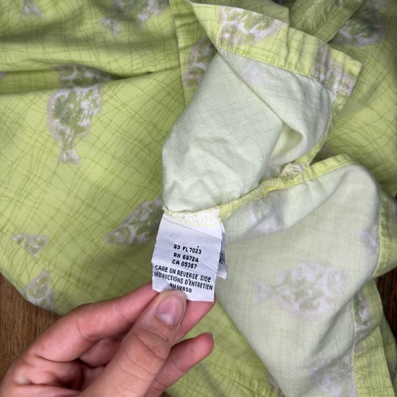 Vintage Columbia Sportswear Fish Print Button-Up Shirt Green Women’s Small - Picture 7 of 8